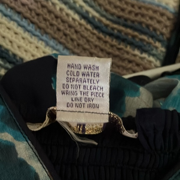 Very unique vintage boho Vasna desire dress. Sparkly beads on front ant back. - Picture 4 of 11